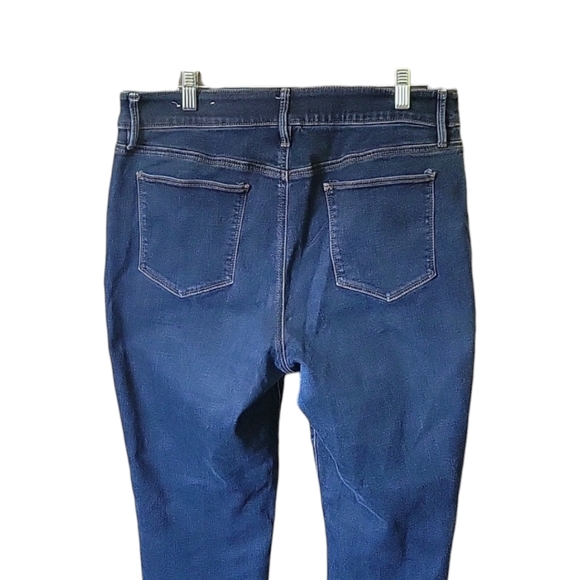 Chico's Skinny Jeans - Size 2 - Picture 7 of 10